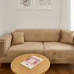Апартаменты White I One Bedroom I One Cotroceni Park *
