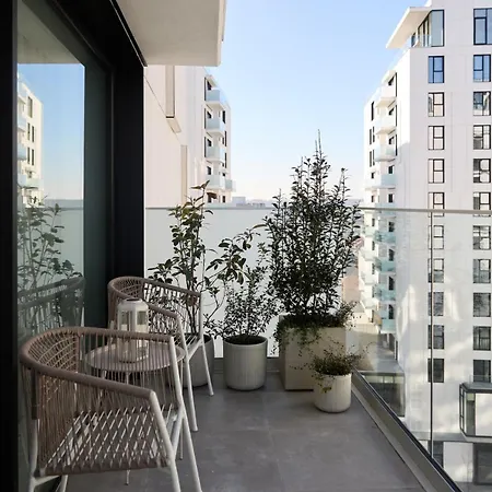 White I One Bedroom I One Cotroceni Park Apartment