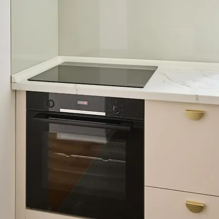 White I One Bedroom I One Cotroceni Park Apartment Bukarest