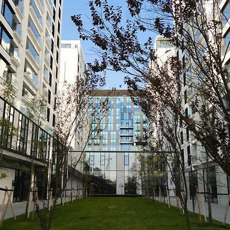 White I One Bedroom I One Cotroceni Park *