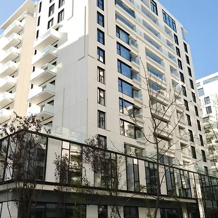 White I One Bedroom I One Cotroceni Park Апартаменты