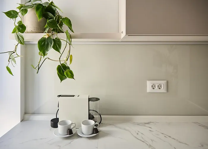 White I One Bedroom I One Cotroceni Park *