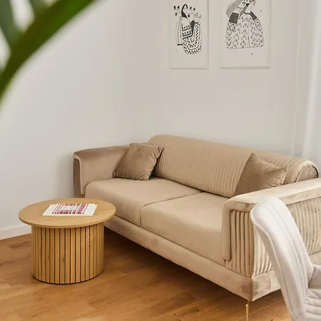 White I One Bedroom I One Cotroceni Park * Bukarest