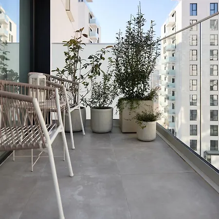 White I One Bedroom I One Cotroceni Park Apartment