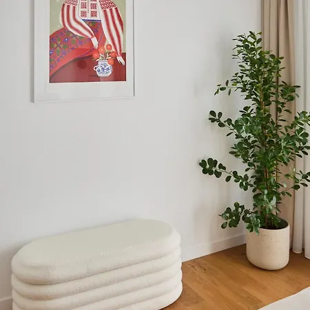 Apartment White I One Bedroom I One Cotroceni Park Bucharest