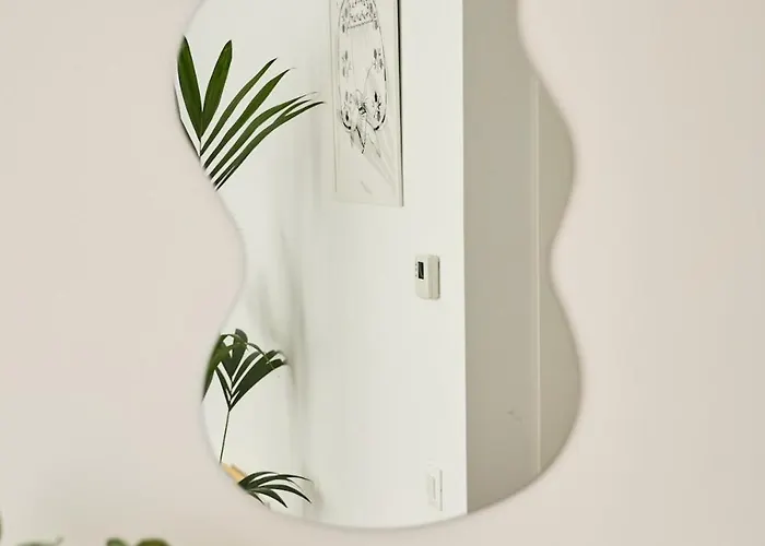 White I One Bedroom I One Cotroceni Park * 부쿠레슈티