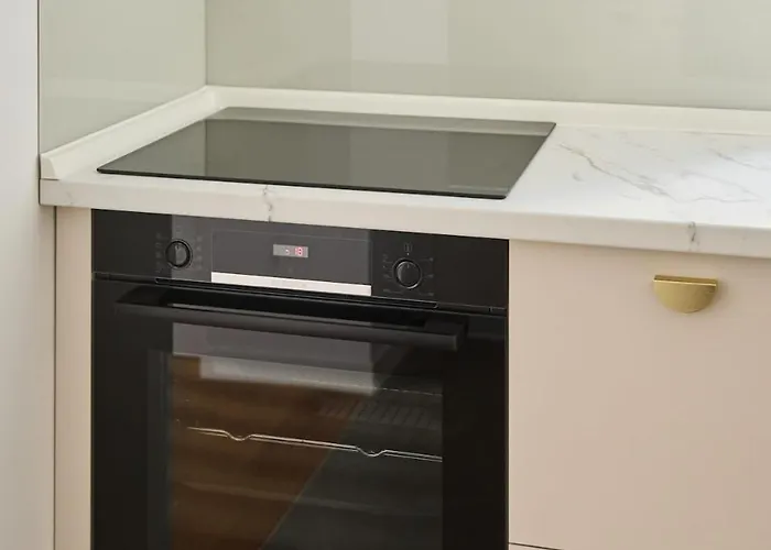 White I One Bedroom I One Cotroceni Park 아파트 부쿠레슈티