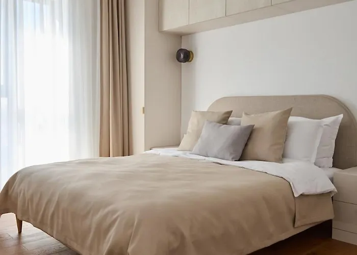 아파트 White I One Bedroom I One Cotroceni Park 부쿠레슈티